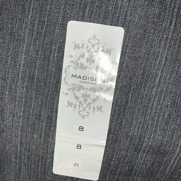 NWT Madison Bootcut Jeans Size 8. - Picture 7 of 10